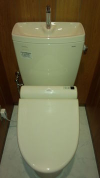 トイレ交換・CFクッションフロアー（床）張替え工事 便器・タンク・ウォシュレット取り付け